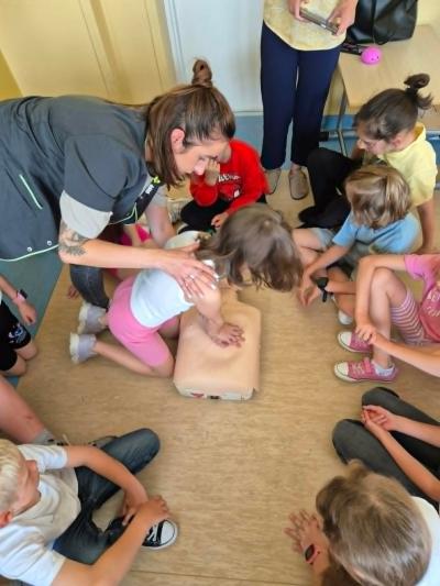 c03cd934-8cf7-4d7d-afd5-1da958ba20e6_11_11zon.jpg