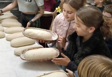 „Lekcja pachnąca świeżym chlebem”